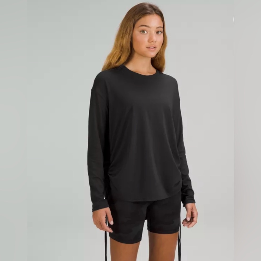 Lululemon Pima cotton side-cinch long sleeve shirt
Worn ONCE